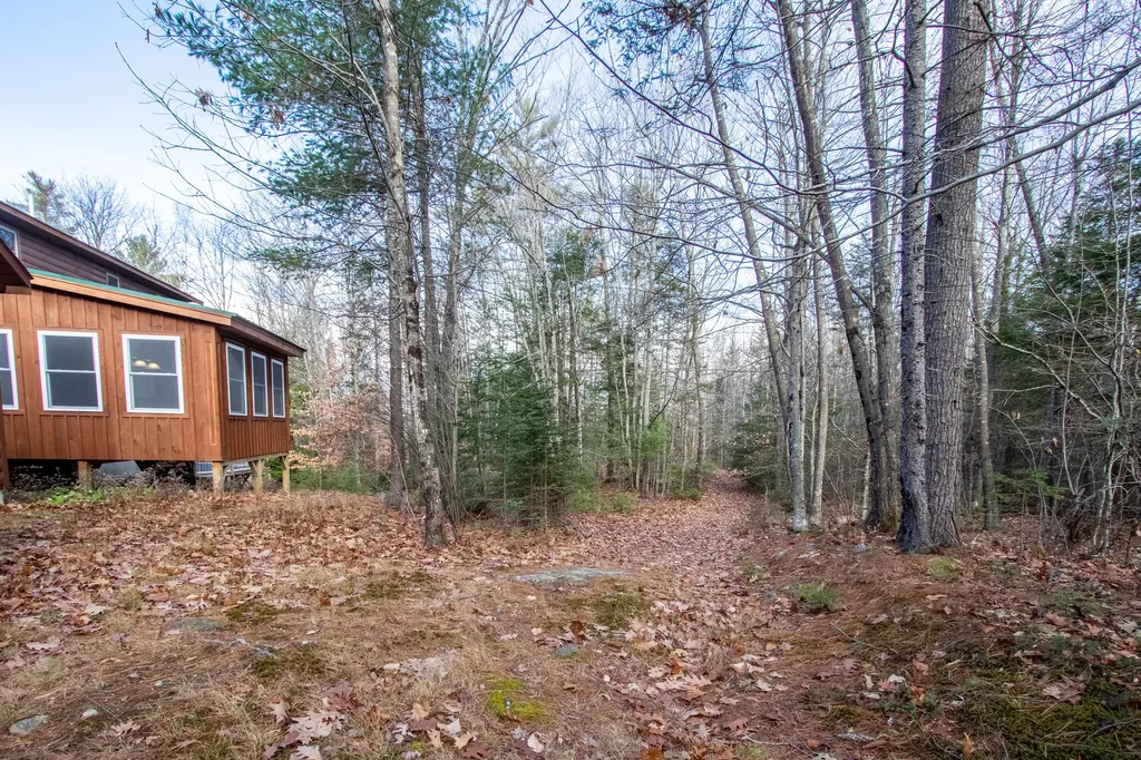15 Daniel Drive Gardiner ME 04345