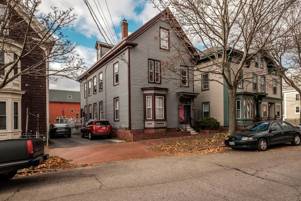 12 North Street Portland ME 04101
