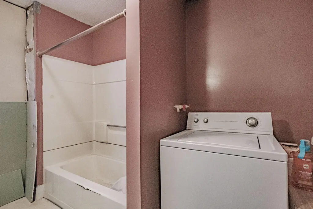 7 Old Union Road Washington ME 04574
