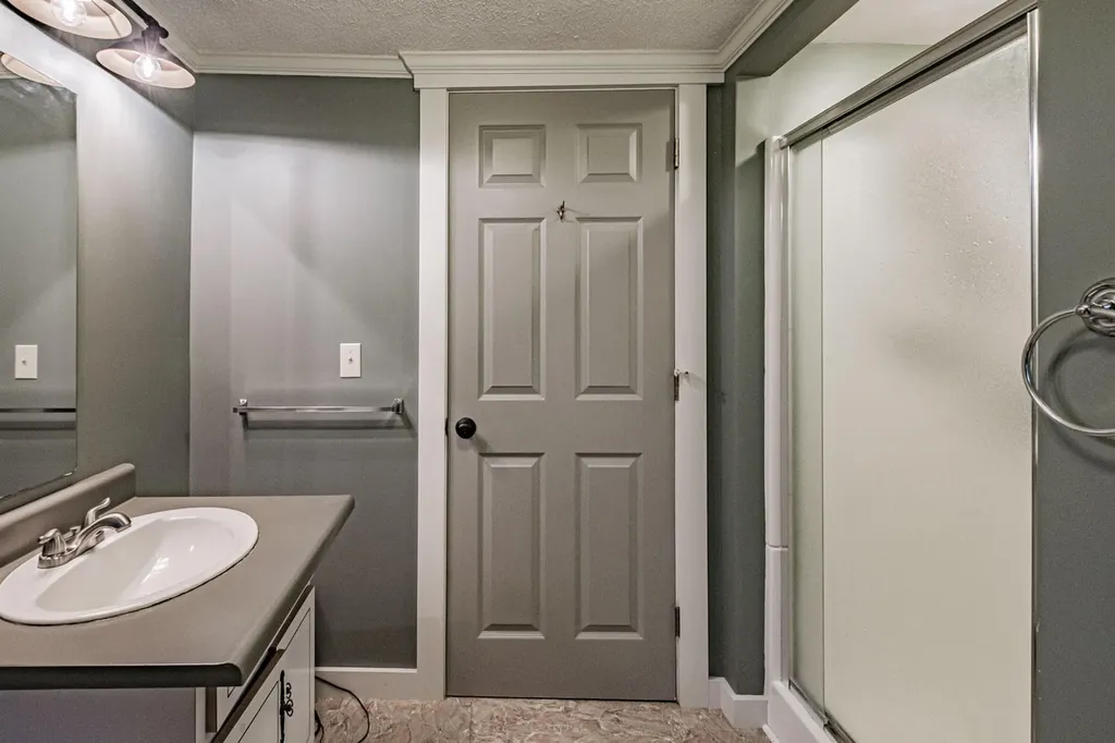7 Old Union Road Washington ME 04574