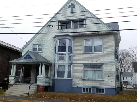 283 Turner Street Auburn ME 04210