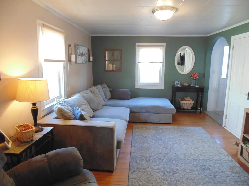 322 Grove Street Bangor ME 04401