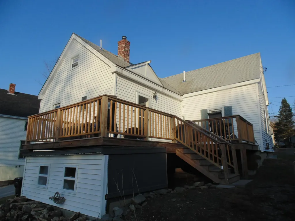 322 Grove Street Bangor ME 04401