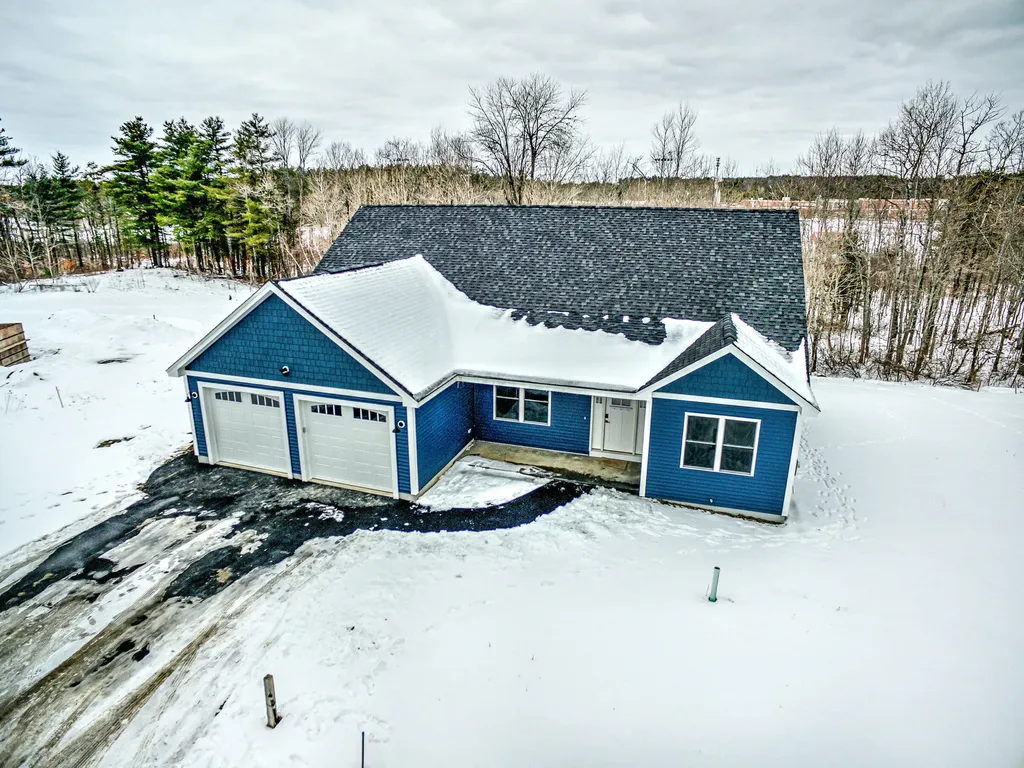 92 Fieldstone Drive Augusta ME 04330