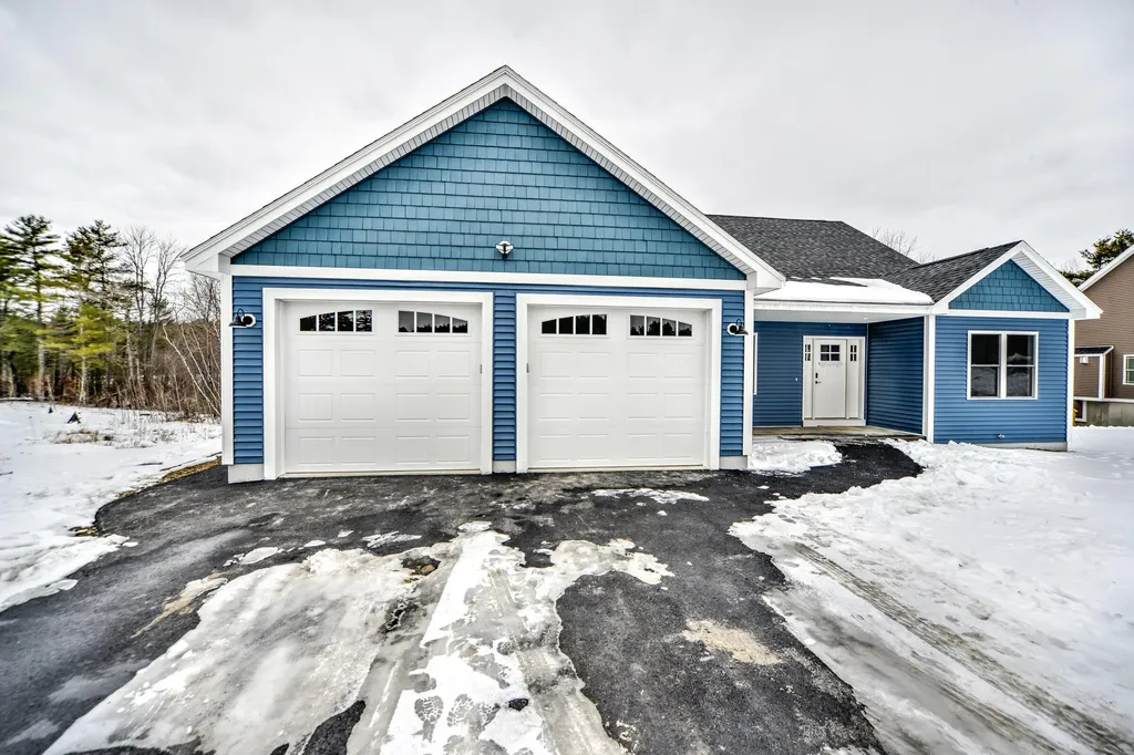 92 Fieldstone Drive Augusta ME 04330