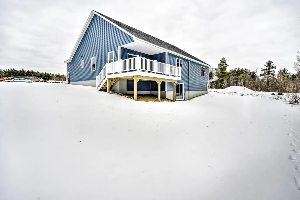 92 Fieldstone Drive Augusta ME 04330