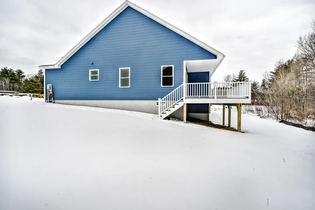 92 Fieldstone Drive Augusta ME 04330