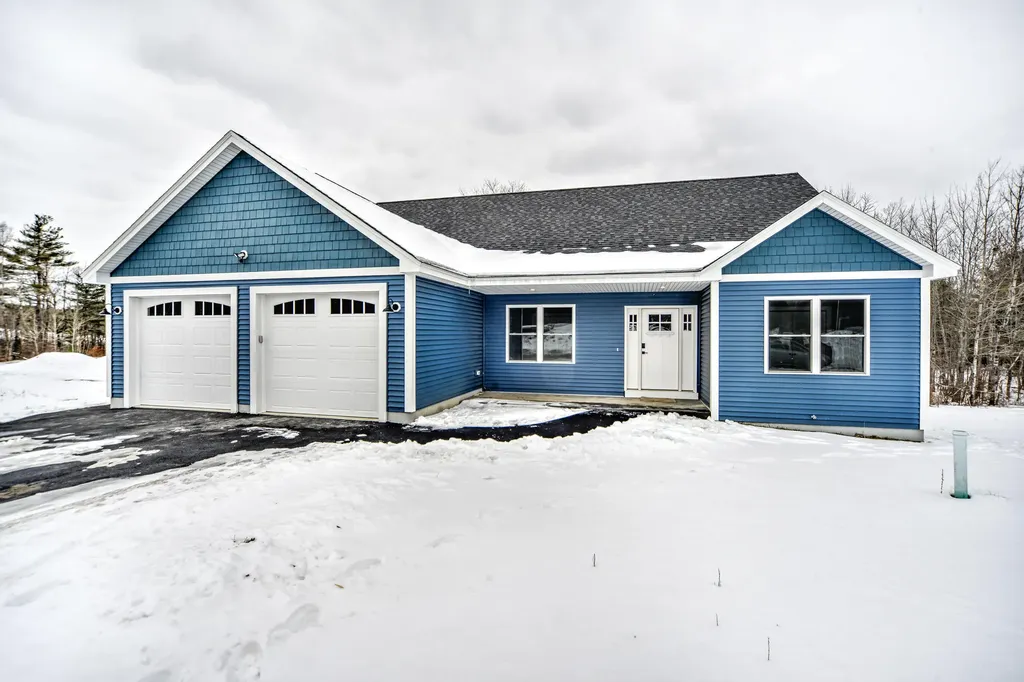 92 Fieldstone Drive Augusta ME 04330