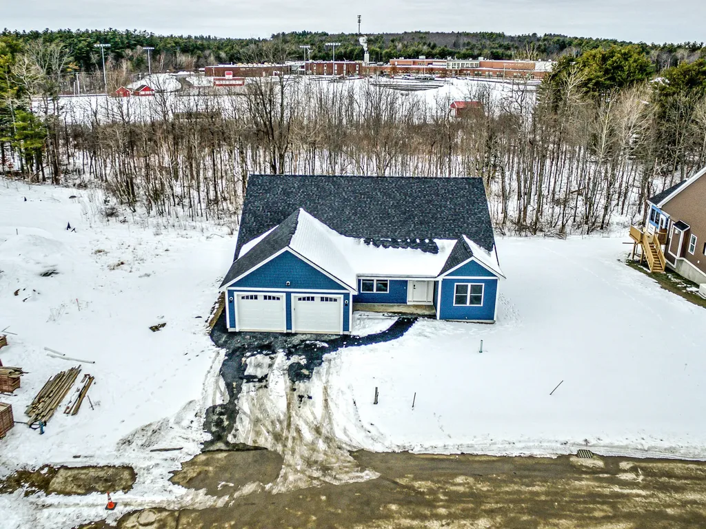 92 Fieldstone Drive Augusta ME 04330