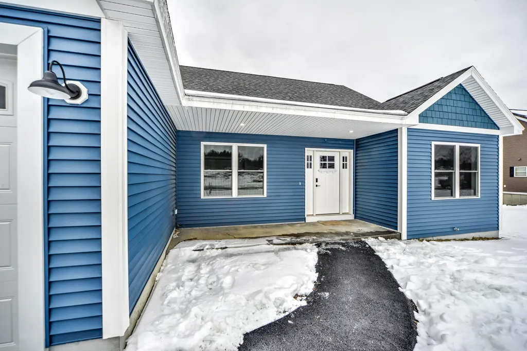 92 Fieldstone Drive Augusta ME 04330
