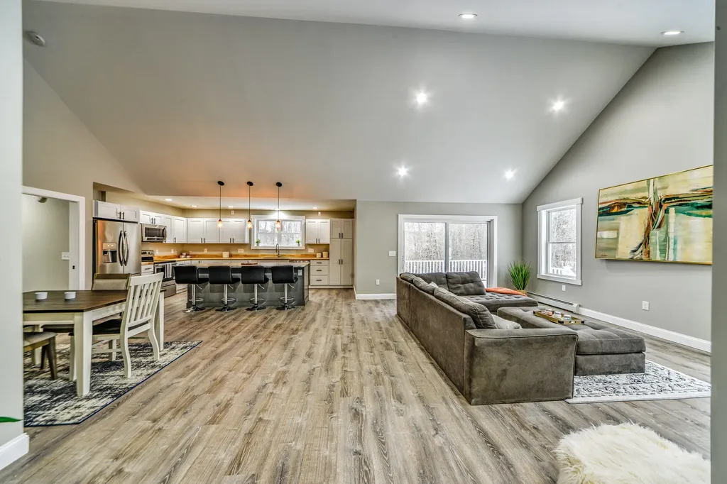 92 Fieldstone Drive Augusta ME 04330
