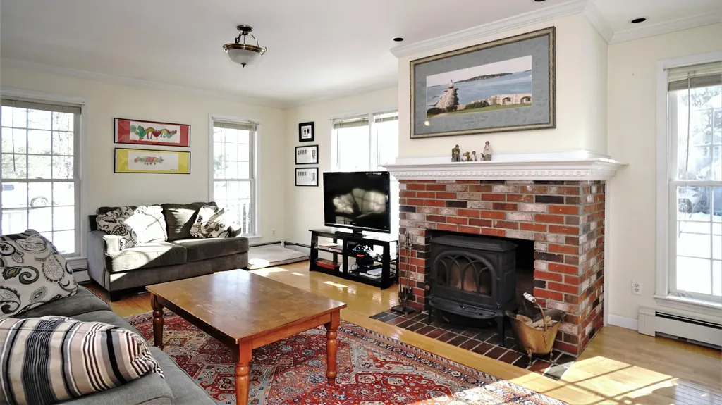 1 Twin Pond Road Topsham ME 04086