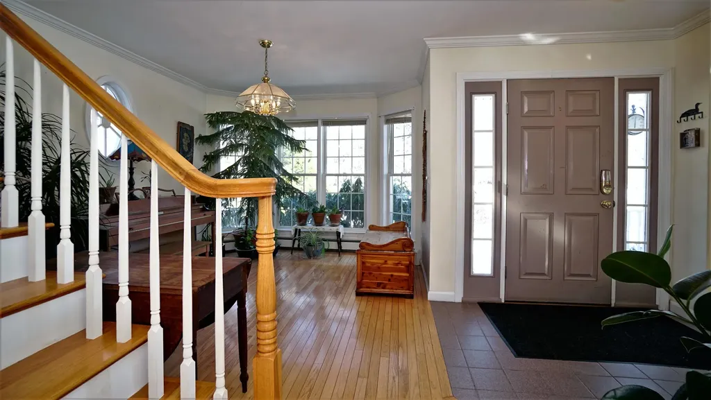 1 Twin Pond Road Topsham ME 04086