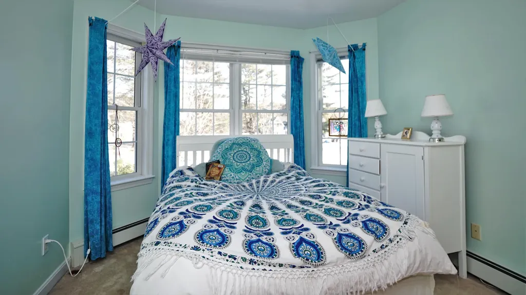 1 Twin Pond Road Topsham ME 04086