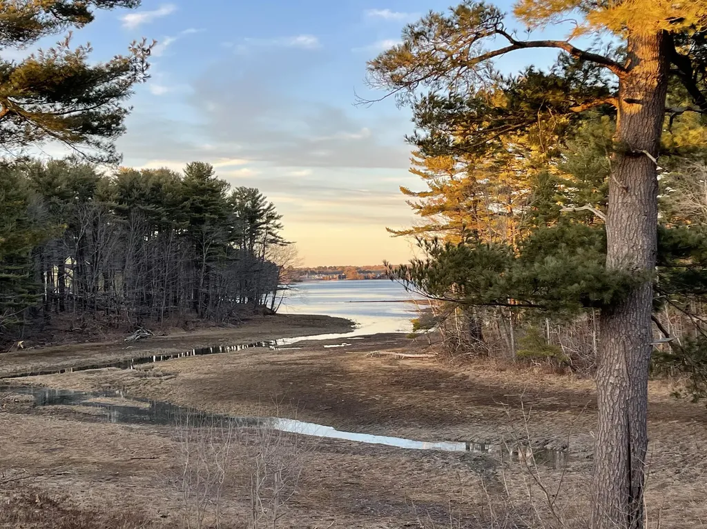 21 Macdougal Street Kittery ME 03904