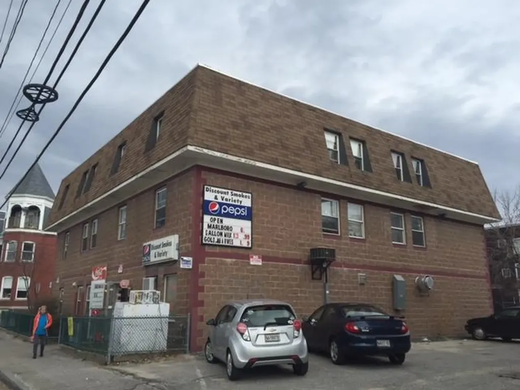 124 Bartlett Street Lewiston ME 04240