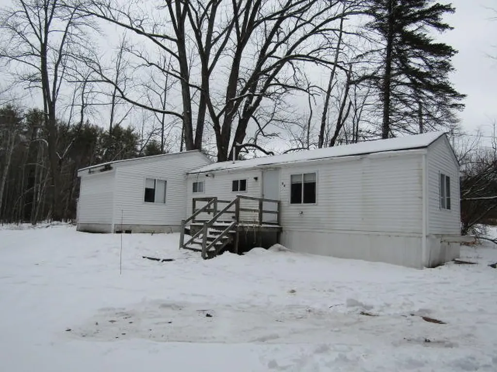 26 Road Between The Ponds Parsonsfield ME 04047