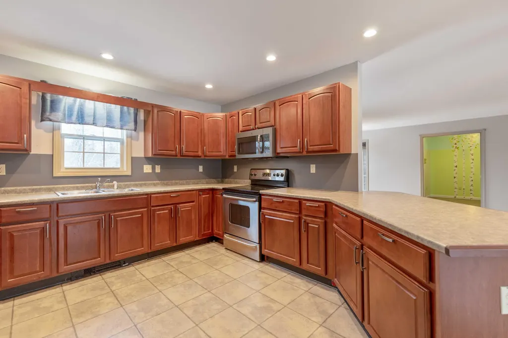 26 Borskis Way Wiscasset ME 04578