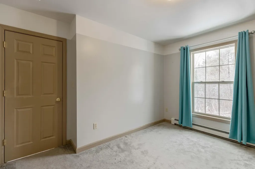 26 Borskis Way Wiscasset ME 04578