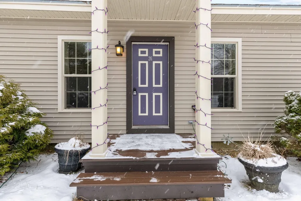 26 Borskis Way Wiscasset ME 04578