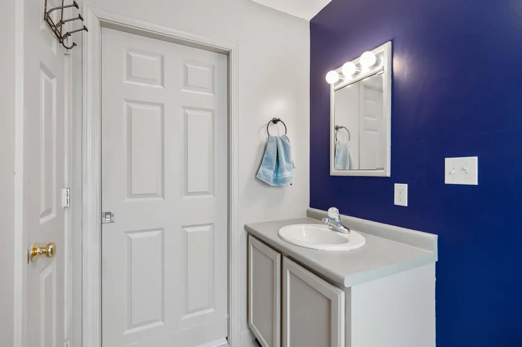 26 Borskis Way Wiscasset ME 04578