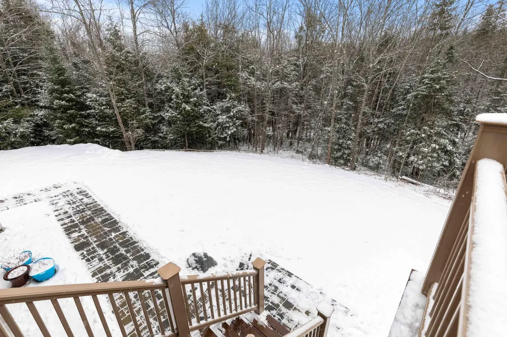 26 Borskis Way Wiscasset ME 04578