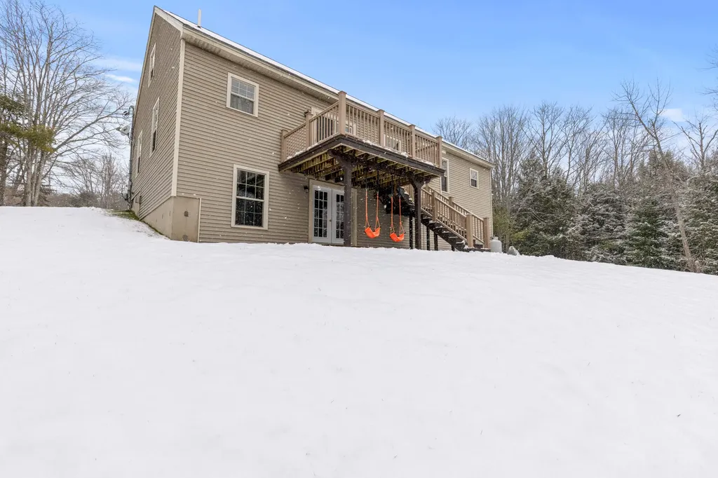 26 Borskis Way Wiscasset ME 04578