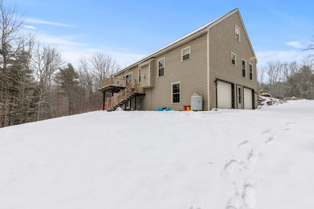 26 Borskis Way Wiscasset ME 04578
