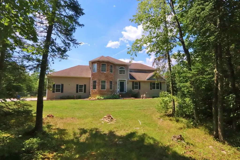 119 Skyline Road Bangor ME 04401