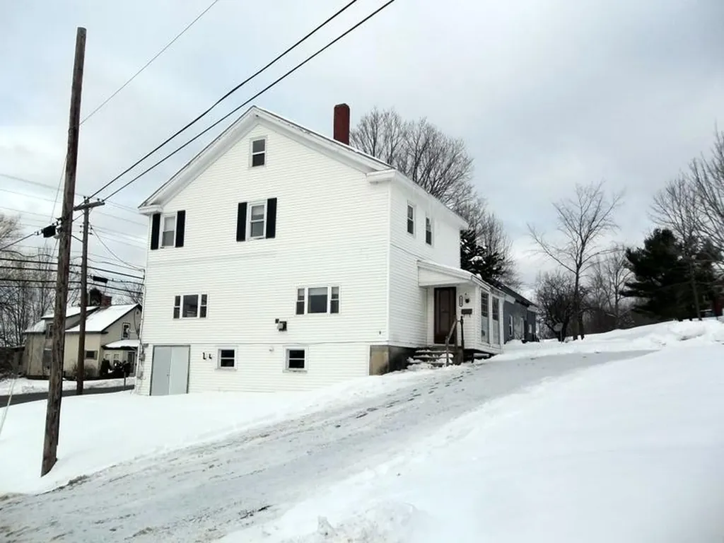 432 North Street Calais ME 04619
