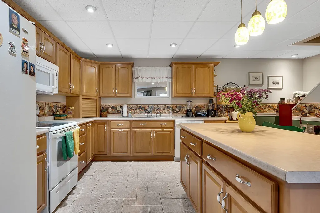 559 Center Minot Hill Road Minot ME 04258