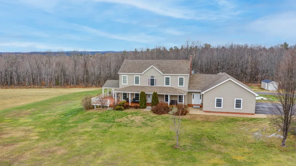 559 Center Minot Hill Road Minot ME 04258