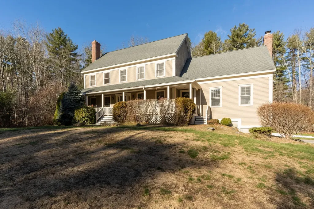 32 Godfrey Cove Road York ME 03909