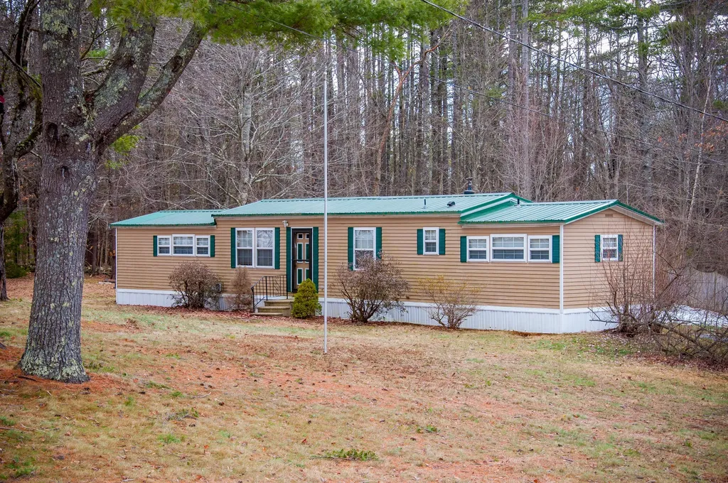 36 Middle Branch Drive Alfred ME 04002