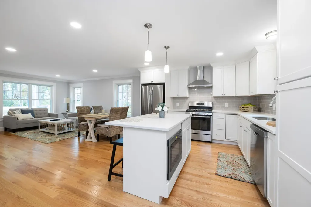 23 Webhannet Place Kennebunk ME 04043