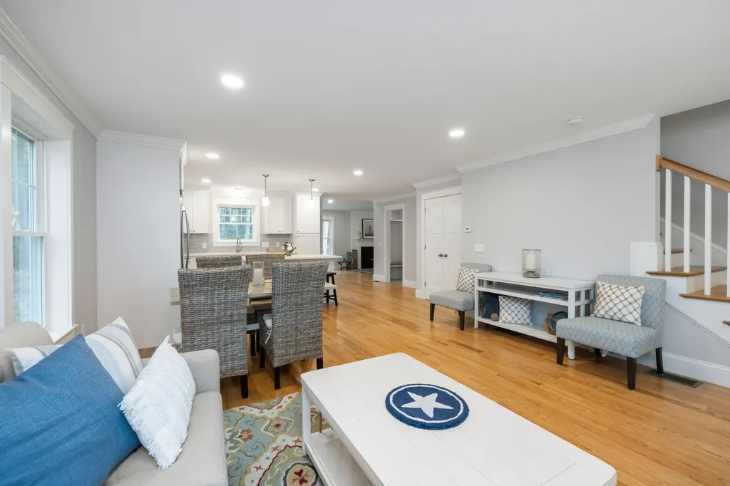 23 Webhannet Place Kennebunk ME 04043