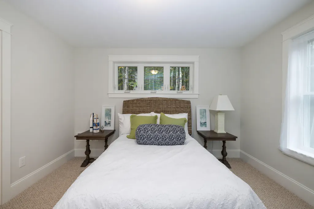 23 Webhannet Place Kennebunk ME 04043