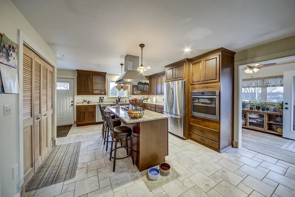 30 Mill Pond Lane South Thomaston ME 04858