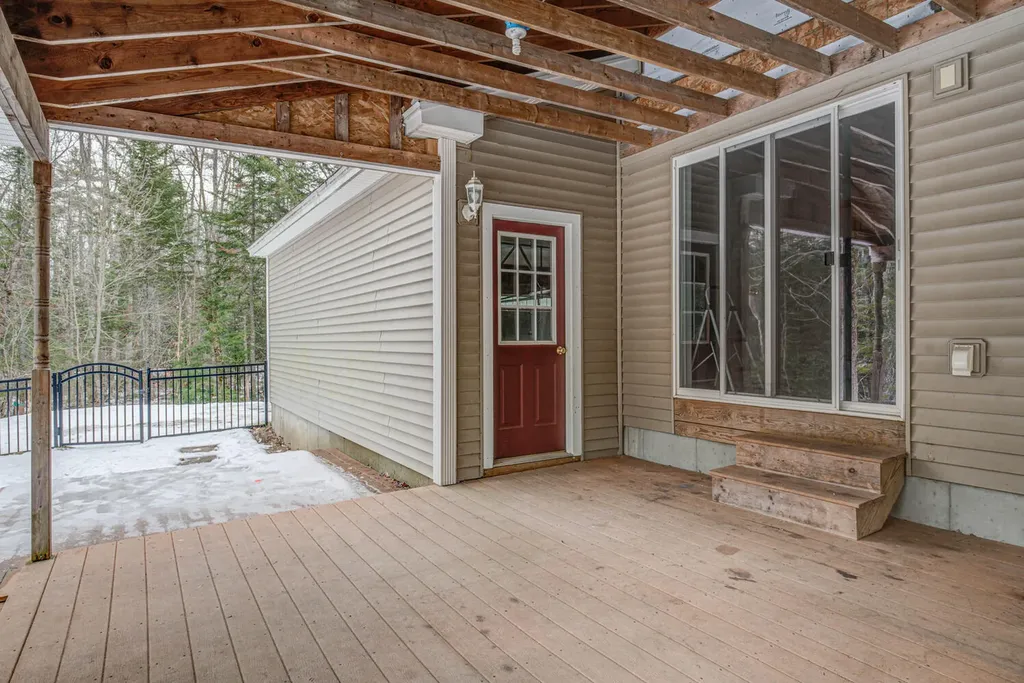 5 Zachary Lane Saco ME 04072