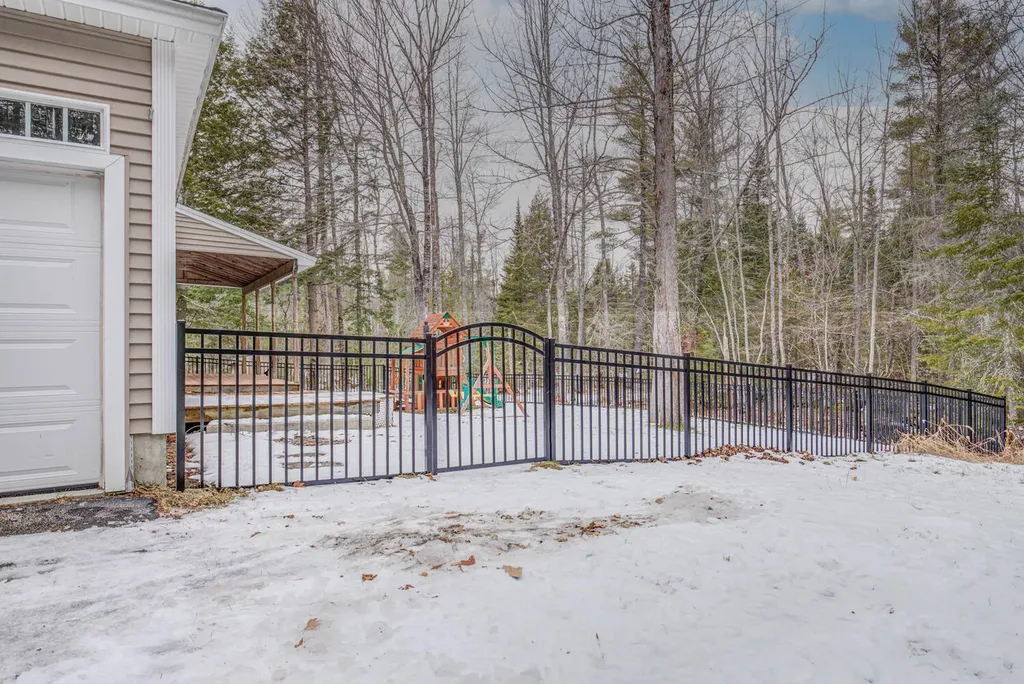 5 Zachary Lane Saco ME 04072