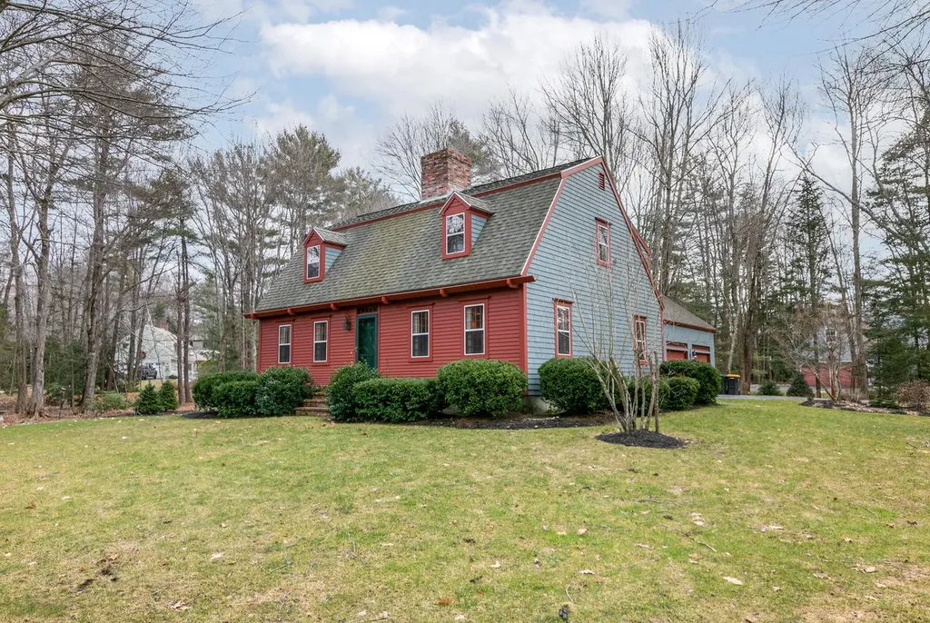 1 Tanglewood Circle Scarborough ME 04074
