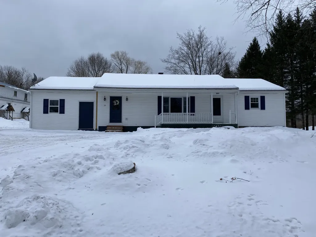 26 Mcphetres Road Sangerville ME 04479