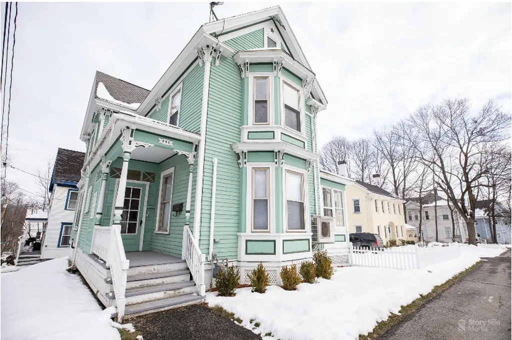 261 Ohio Street Bangor ME 04401
