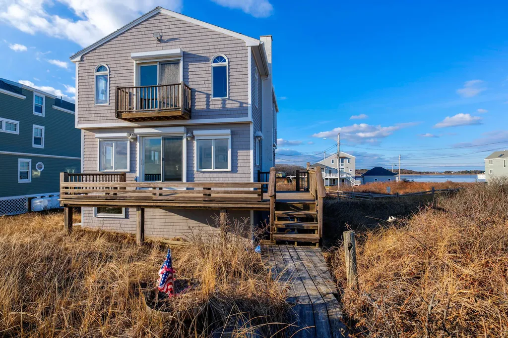 2 Beach Avenue Biddeford ME 04005