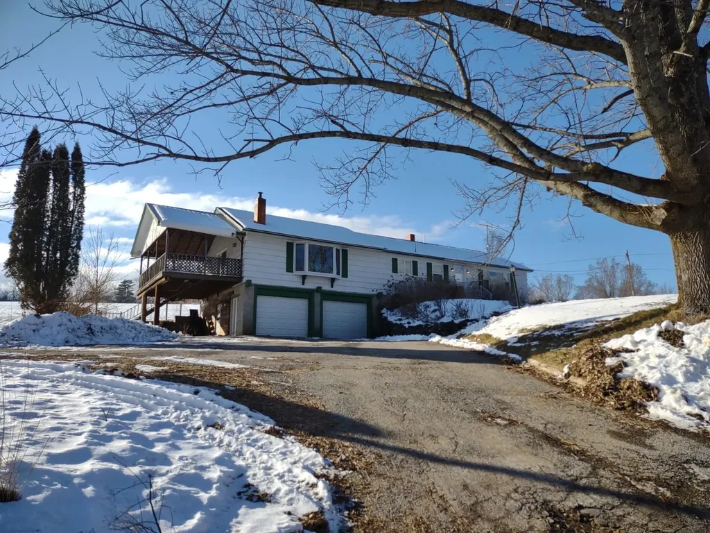 12 Don Hunt Road Norway ME 04268