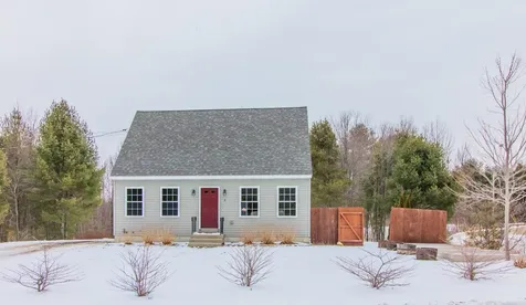 3 Oriole Drive Poland ME 04274
