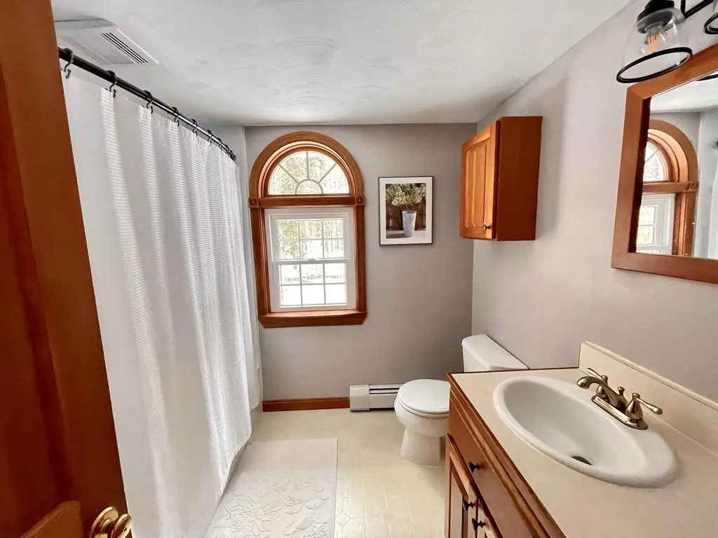 111 Dow Road Standish ME 04084