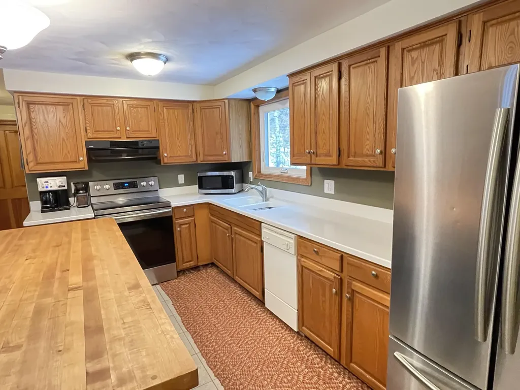 111 Dow Road Standish ME 04084