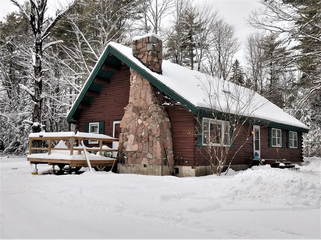 2913 Edinburg Road Argyle Twp ME 04468