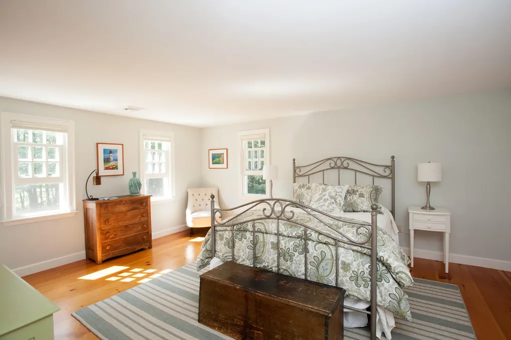 37 Raynes Neck Road York ME 03909